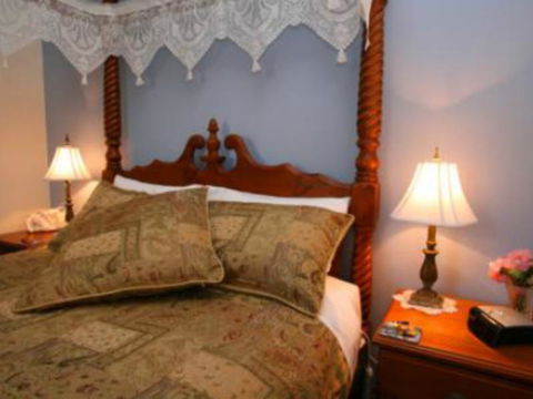 Quayside Cottages - Tourism Gold Coast 6