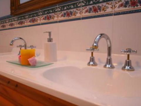Quayside Cottages - Tourism Gold Coast 2