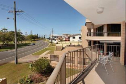 Pacific 1 / 103 - Tourism Gold Coast 1