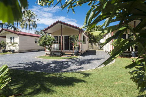 The Palms Hervey Bay - Tourism Gold Coast 2