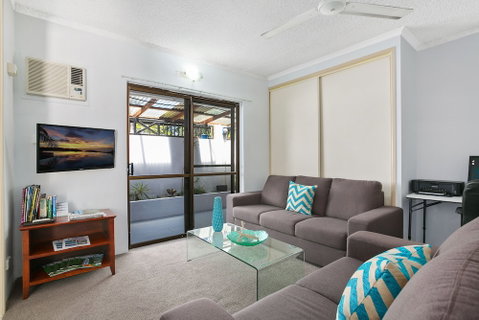 Cairns City Palms - Tourism Gold Coast 1