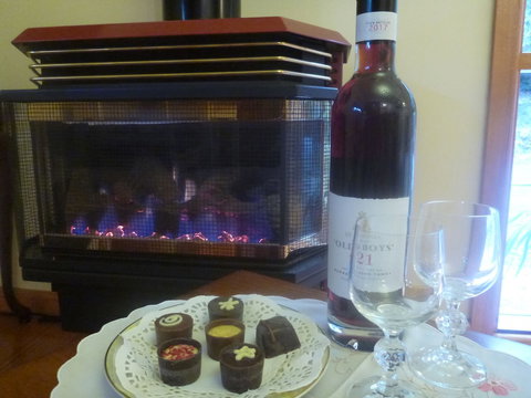 Mountain Lodge - Tourism Gold Coast 5