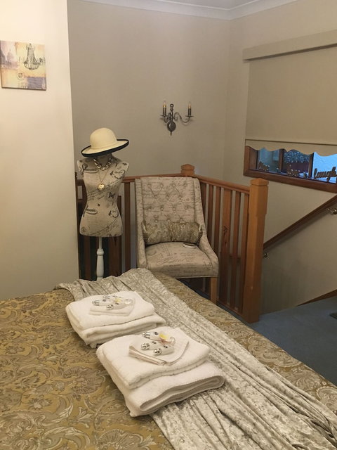 Mountain Lodge - Tourism Gold Coast 2