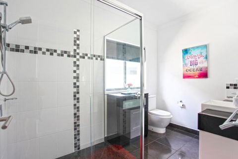Lakeside Deck House - Tourism Gold Coast 2
