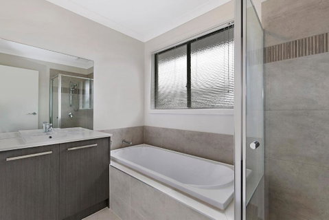 Palm Grove Beach House Dromana - Tourism Gold Coast 5