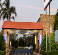 Centre Point Mid City Motor Inn - Tourism Gold Coast