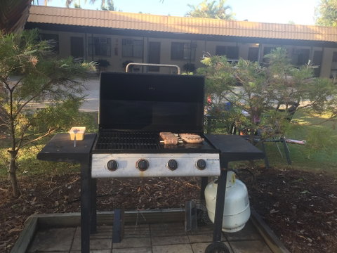 Bargara Beach Motor Inn - Tourism Gold Coast 3