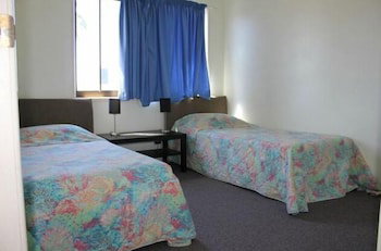 Bargara Beach Motor Inn - Tourism Gold Coast 2