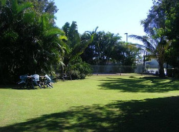 Bargara Beach Motor Inn - Tourism Gold Coast 4