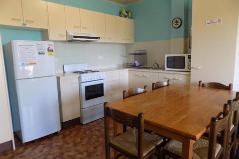 Kirwan Apartments 5 - Gold Coast 3