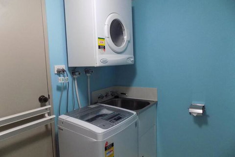 Kirwan Apartments 5 - Gold Coast 6