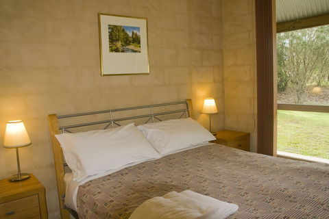 Banksia Park Cottages - Tourism Gold Coast 5