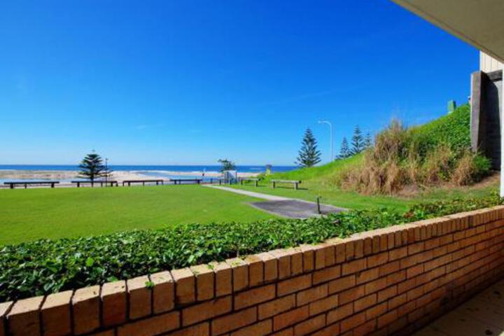 The Entrance NSW Tourism Gold Coast