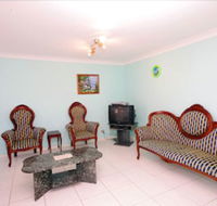 Pelican Place - Tourism Gold Coast