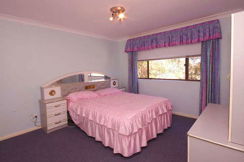 Pelican Place - Tourism Gold Coast 5