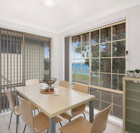 Toukley Lake House - Tourism Gold Coast