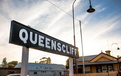 Abaleen House - Tourism Gold Coast 3