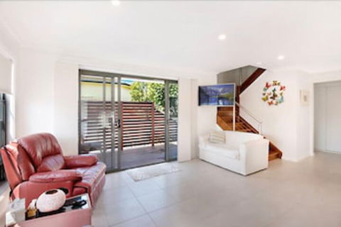 Koonah Townhouse - Tourism Gold Coast 7