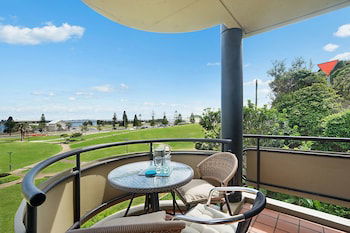 Newcastle Short Stay Apartments - Flagstaff Apartments - Tourism Gold Coast 1