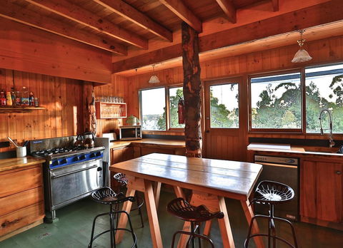 Bruny Island Lodge - Tourism Gold Coast 1