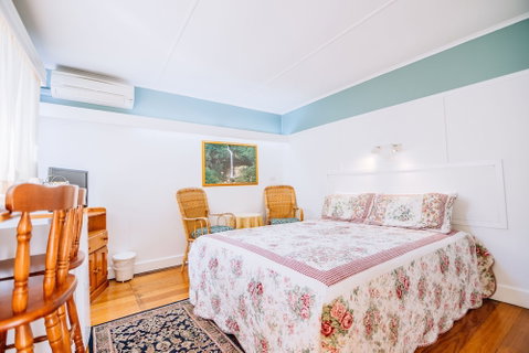 Warburton Lodge - Tourism Gold Coast 3