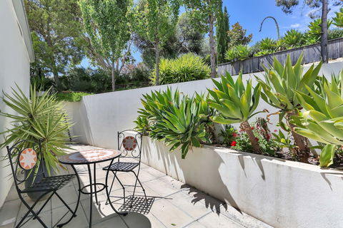 Barossa White House - Tourism Gold Coast 1