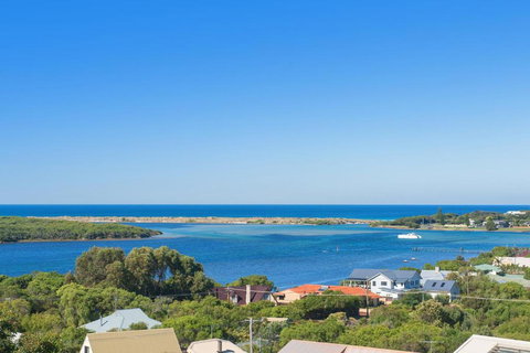 Augusta Hotel Motel - Tourism Gold Coast 4