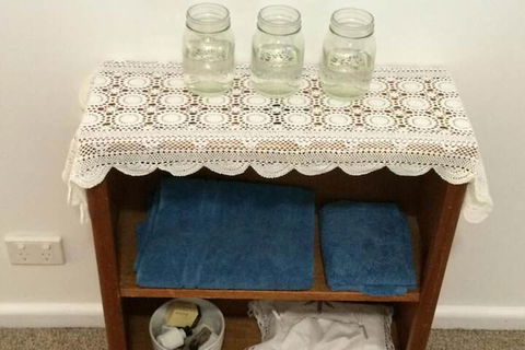 Langley Cottage B & B - Tourism Gold Coast 2