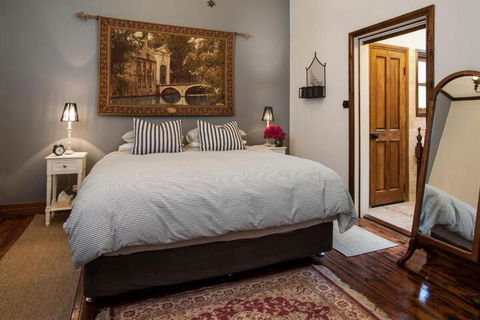 A Winter Rose - Tourism Gold Coast 0