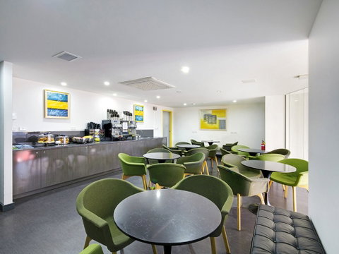 ValueSuites Green Square - Tourism Gold Coast 5