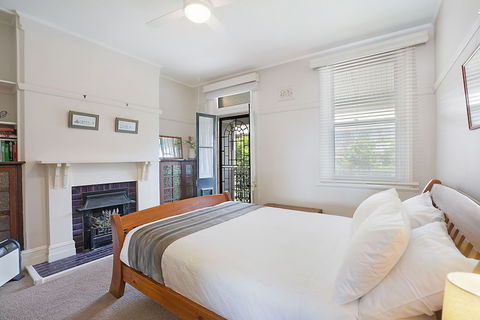 Newcastle Short Stay Apartments - Vista Apartment - Tourism Gold Coast 4