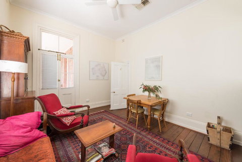 Post Office Apartment - Tourism Gold Coast 4