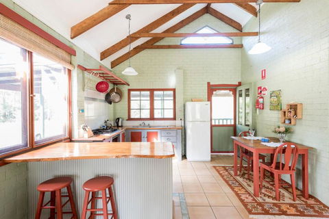 Narrawallee Creek Studio - Tourism Gold Coast 2