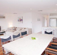 Do Drop Inn - Tourism Gold Coast