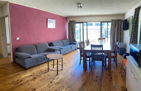 Jindabyne Apartments - Tourism Gold Coast 0