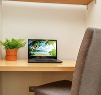 Sophisticated Apartment near Beach - Tourism Gold Coast