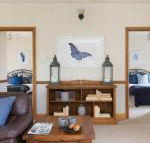 Windsors Edge Cottage Rothbury - Tourism Gold Coast