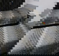 Bourbong Street Motel - Tourism Gold Coast