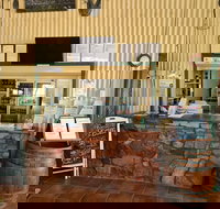 Parry Creek Farm Tourist Resort  Caravan Park - Tourism Gold Coast