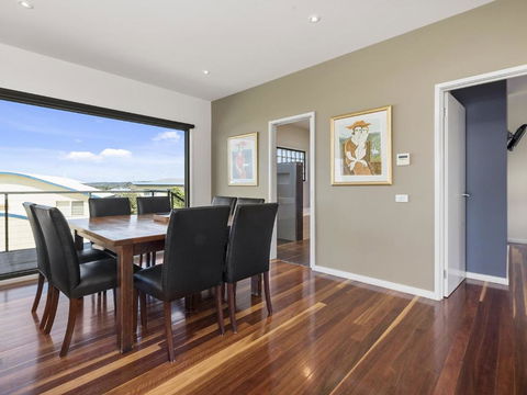 Apollos - Tourism Gold Coast 1