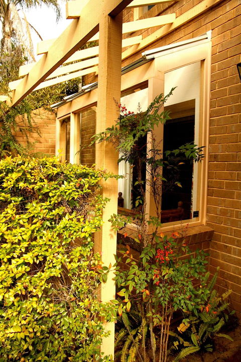Adelaide Heritage Cottages & Apartments - Tourism Gold Coast 2