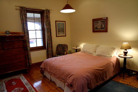 Adelaide Heritage Cottages & Apartments - Tourism Gold Coast 5