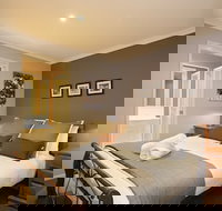 Acacia 2 - Luxurious Holiday Townhouse - Gold Coast