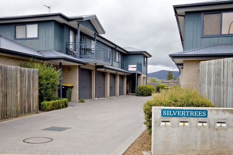 Silvertrees 4 - McLure Circuit, Jindabyne - Gold Coast 0