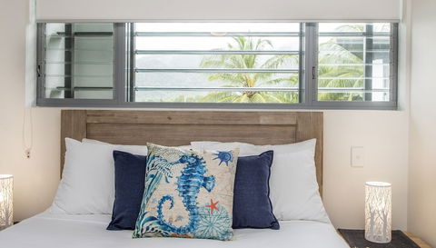 Absolute Waterfront Magnetic Island - Tourism Gold Coast 5