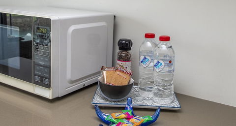 Absolute Waterfront Magnetic Island - Tourism Gold Coast 4