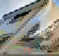 Lakeside Townhouse - Gold Coast