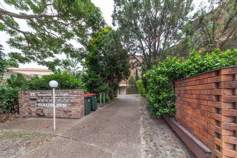 Radburn Unit 3 17 Ondine Close - Tourism Gold Coast 1