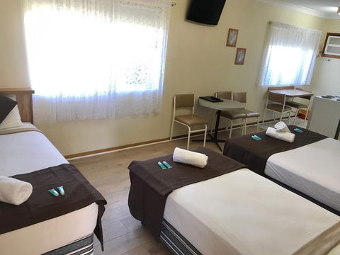 Angel's Rest Motel - Tourism Gold Coast 6