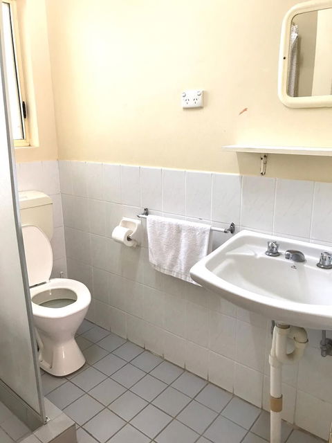 Angel's Rest Motel - Tourism Gold Coast 5